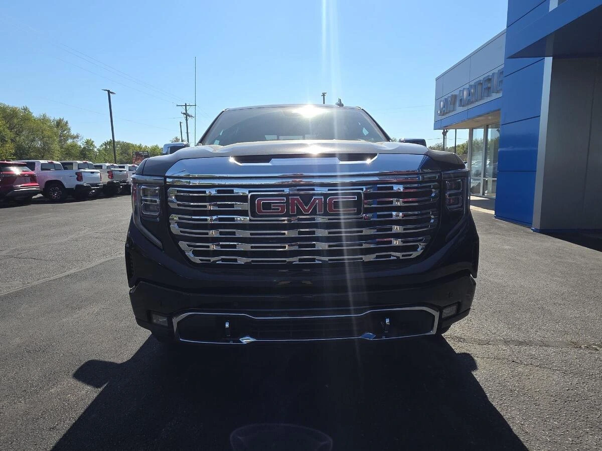 2026 GMC Sierra 1500 Denali - Photo 6