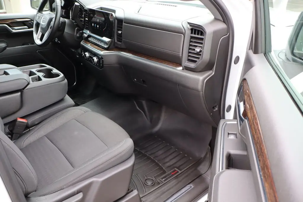 2024 Gmc Sierra 1500 Elevation photo 41