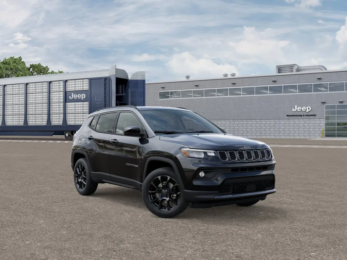 2026 Jeep Compass Latitude photo 4