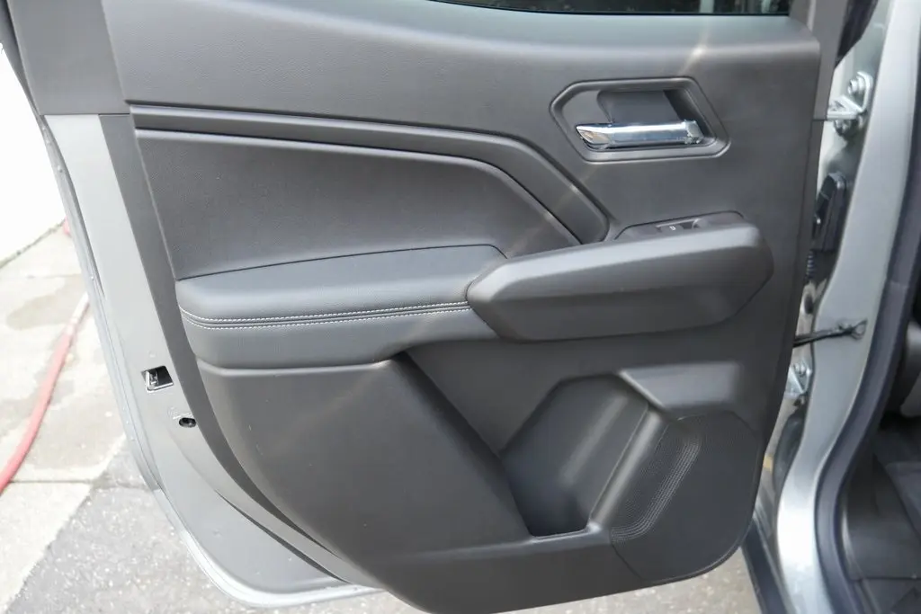 2026 Chevrolet Colorado LT photo 26