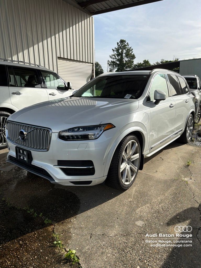 2017 Volvo XC90 Hybrid T8 Eawd Inscription