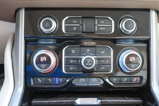2022 Gmc Yukon Denali photo 24