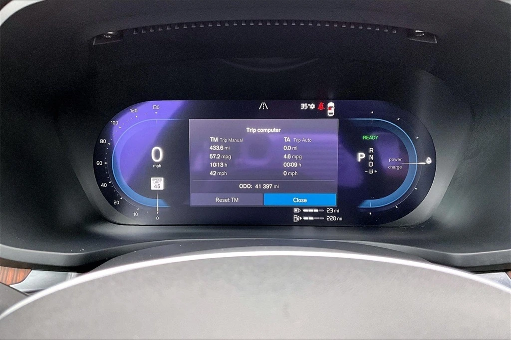 2023 Volvo - image 13