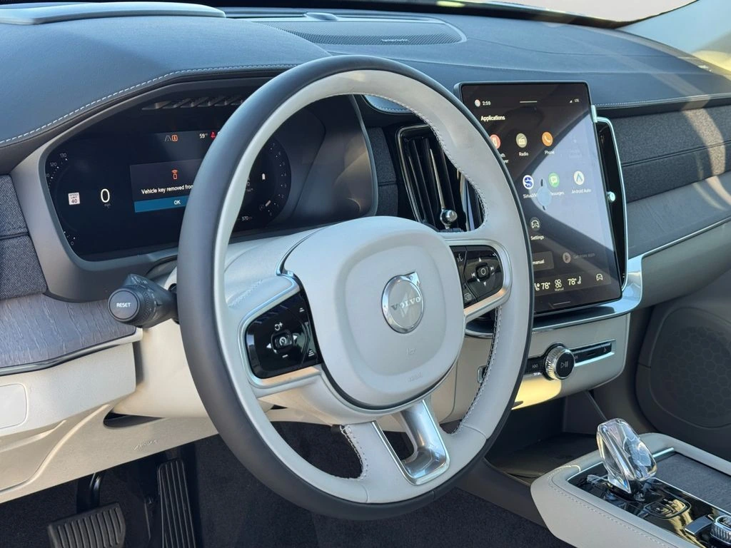 2026 Volvo - image 16