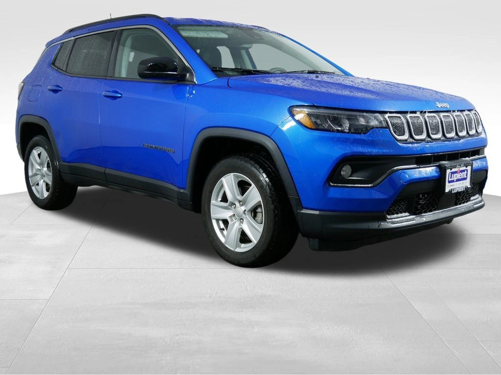 Used 2022 Jeep Compass Latitude with VIN 3C4NJDBB8NT135861 for sale in Brooklyn Park, Minnesota