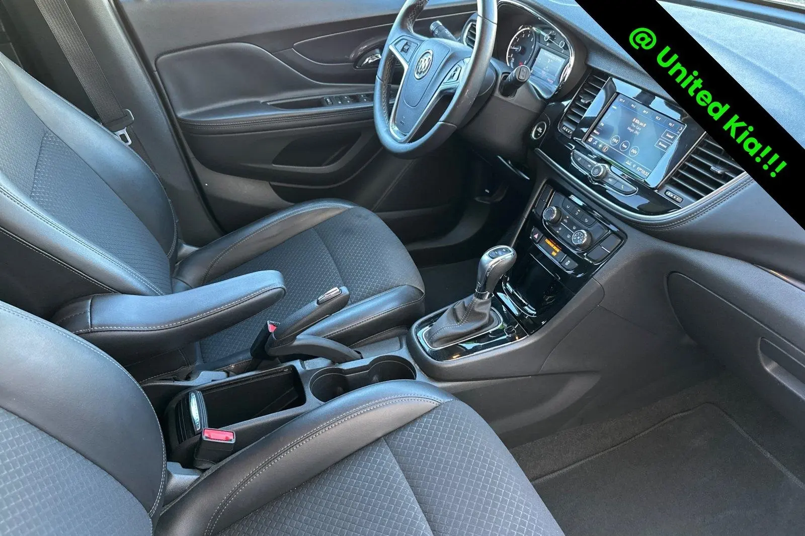 2022 Buick Encore Preferred photo 15