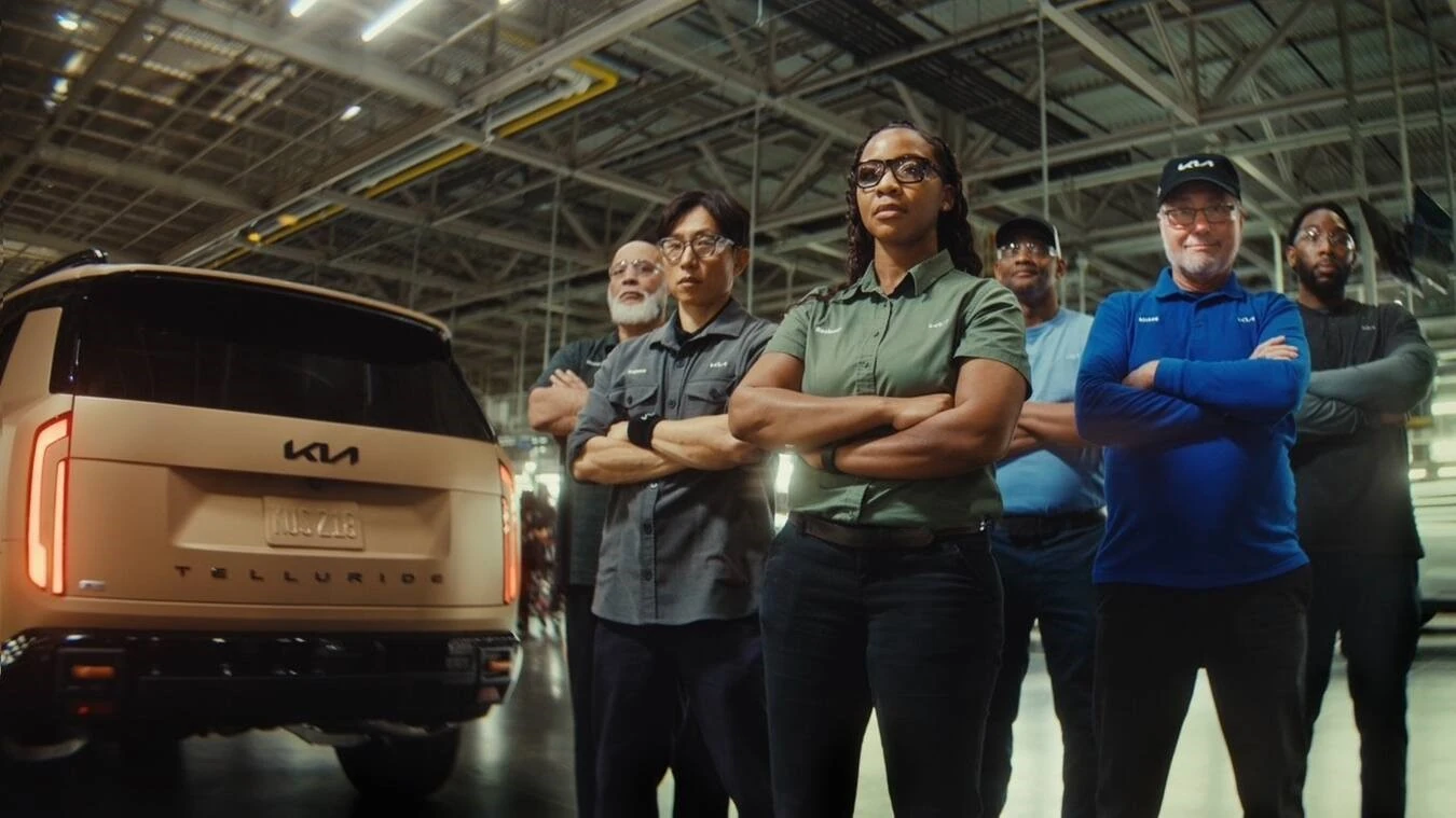group of auto machanics