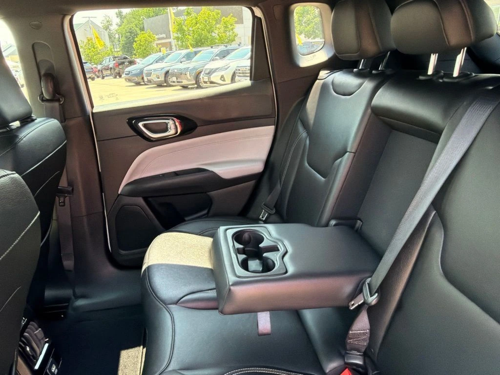 2025 Jeep Compass Limited - Photo 15