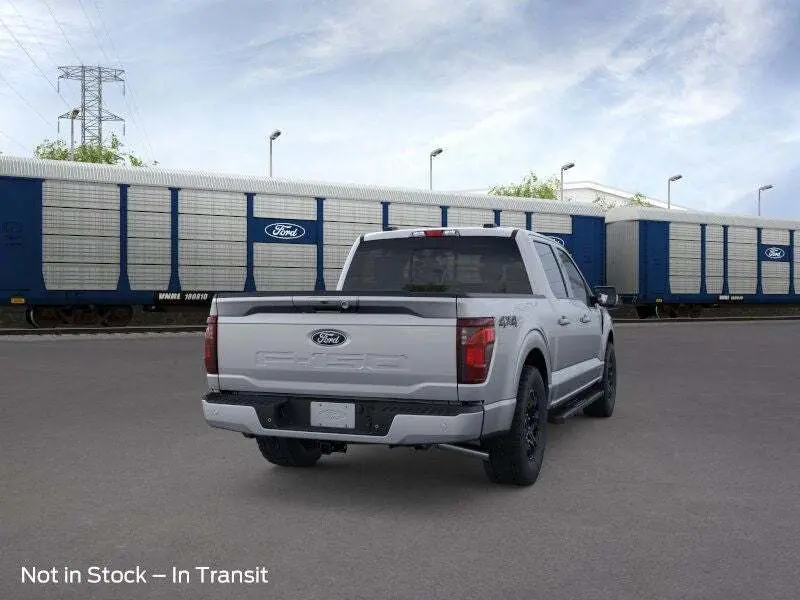 2025 Ford F-150 XLT photo 6