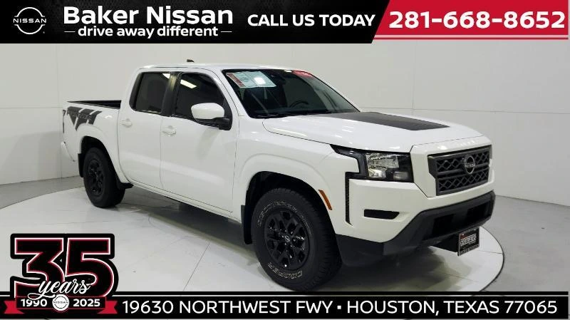 2024 Nissan Frontier SV