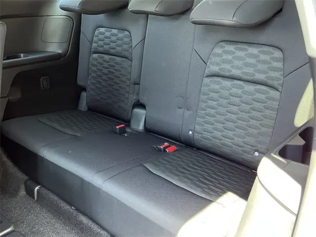2025 Nissan Pathfinder SV photo 22