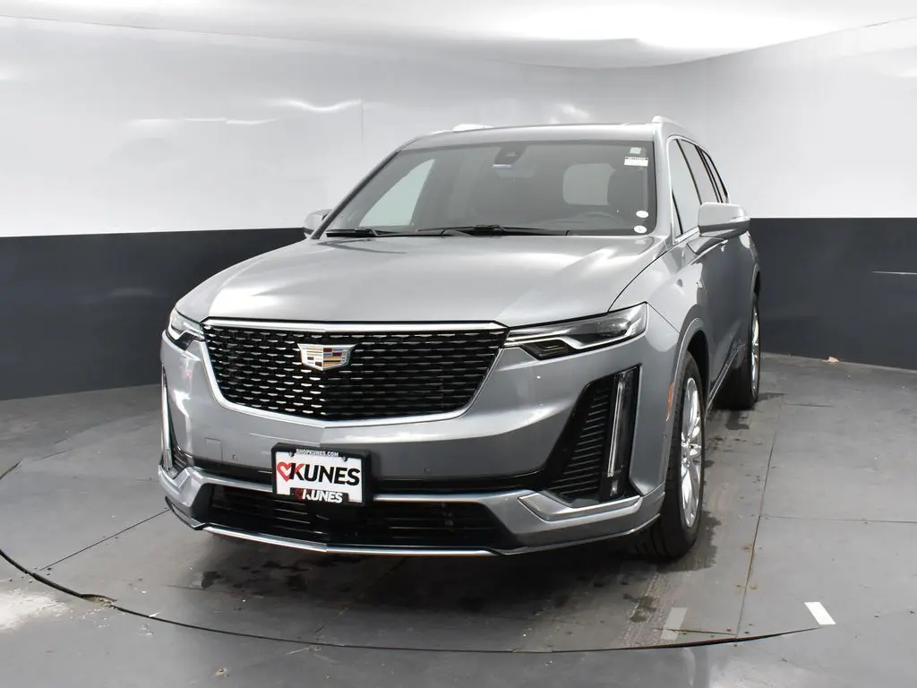 2023 Cadillac XT6 Premium Luxury photo 2