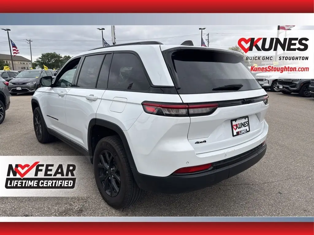 2024 Jeep Grand Cherokee Altitude X photo 4
