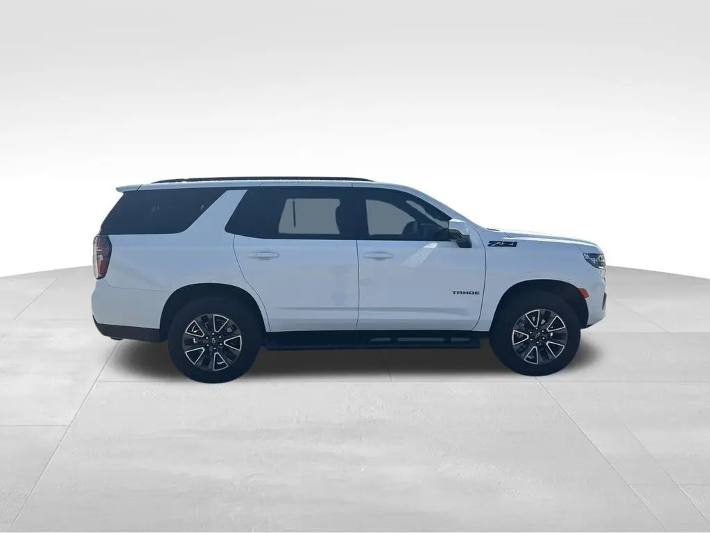 2024 Chevrolet Tahoe Z71 photo 2