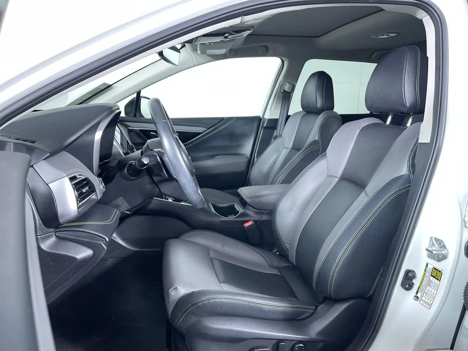 2023 Subaru Outback Onyx Edition photo 13