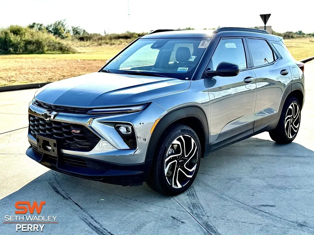 2024 Chevrolet Trailblazer RS photo 2