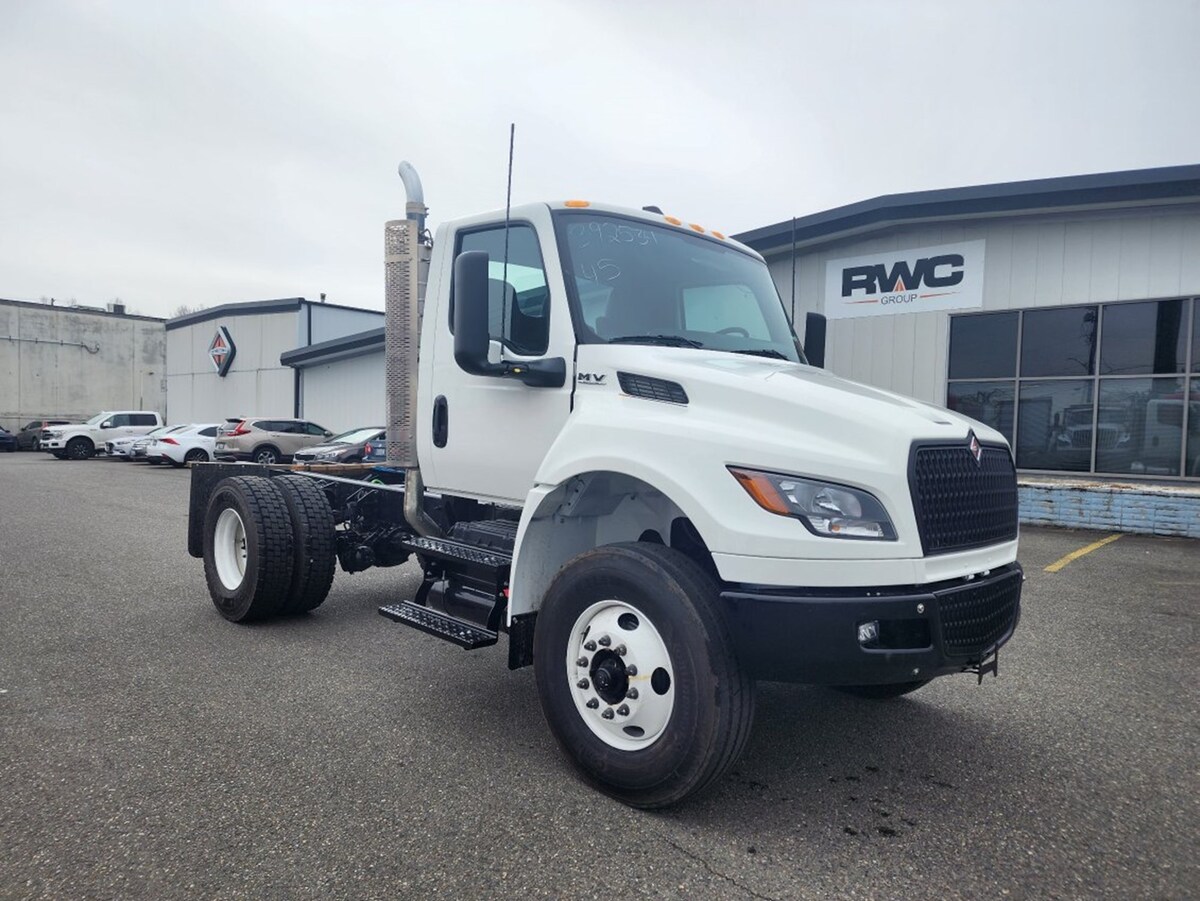 2025 International MV in Tacoma, WA — photo 3