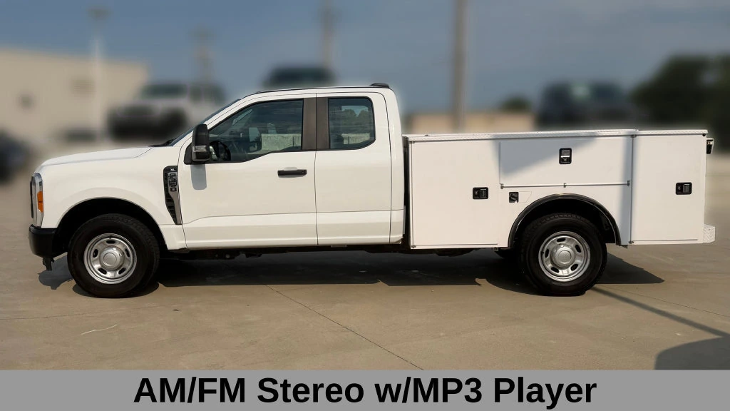Used 2023 Ford F-350 Super Duty XL with VIN 1FT8X3AA9PED80735 for sale in Kansas City