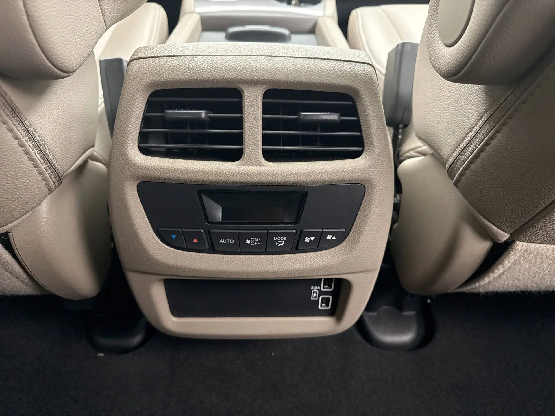 2022 Honda Pilot Special Edition photo 18