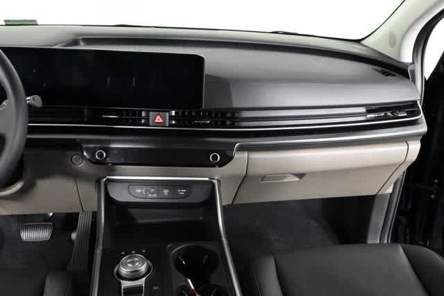 2026 Kia Carnival LXS - Photo 16