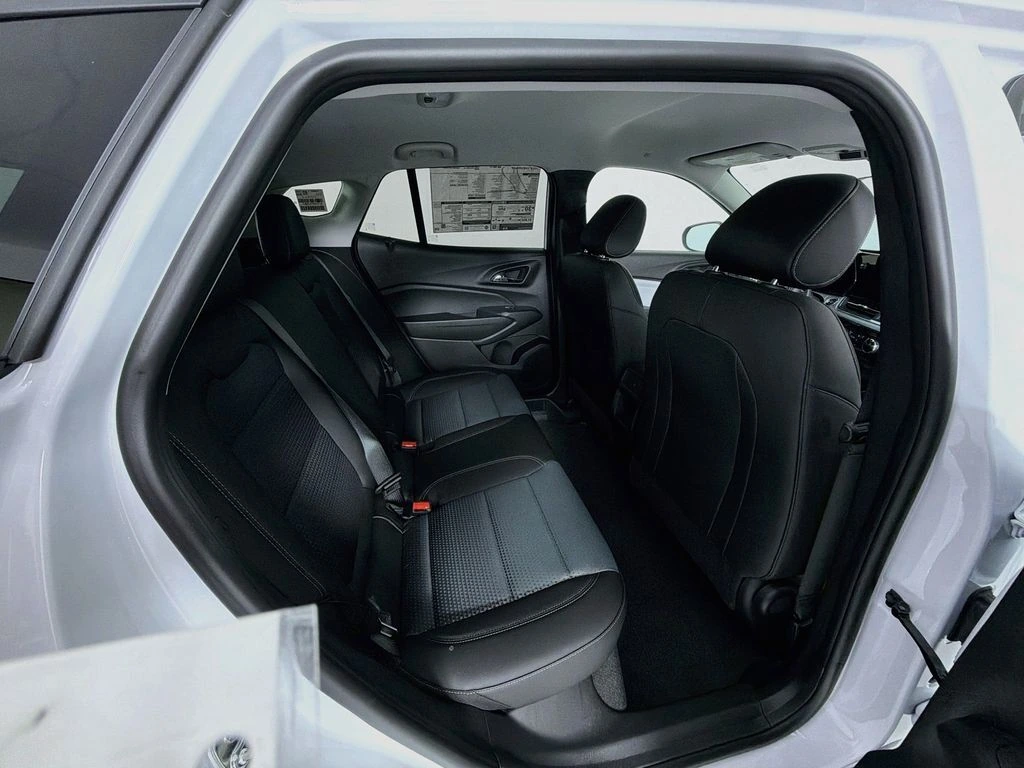 2026 Chevrolet Trax LT - Photo 24