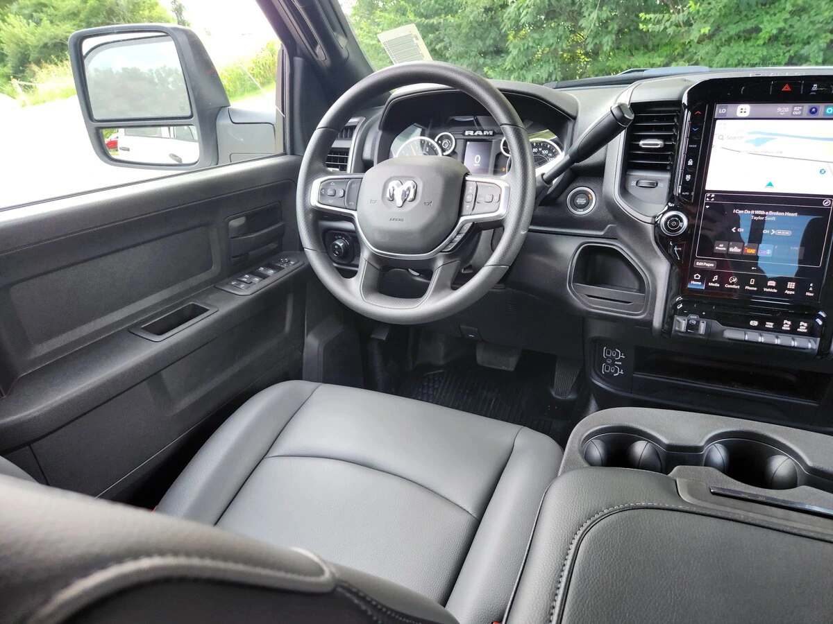 2025 RAM 2500 Tradesman - Photo 20