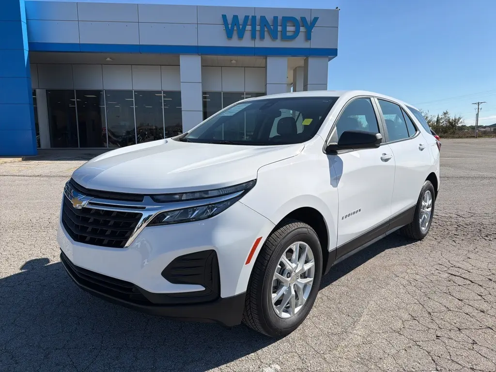 2024 Chevrolet Equinox LS