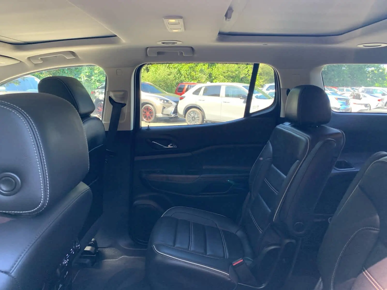 2023 Gmc Acadia Denali photo 29