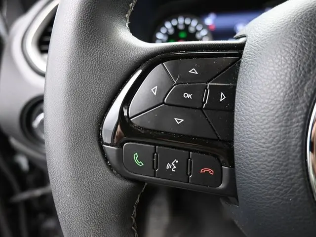 2021 Jeep Renegade Latitude photo 12