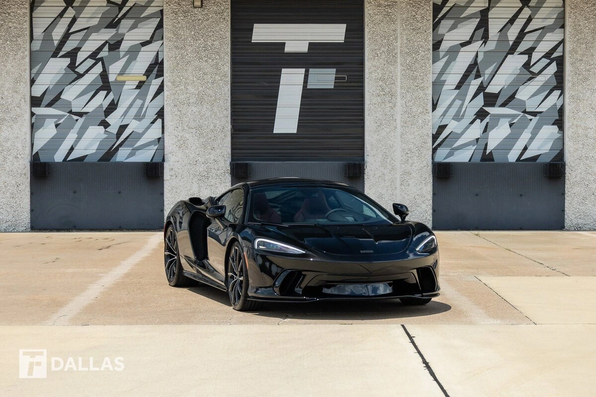 2025 McLaren GTS -'s photo