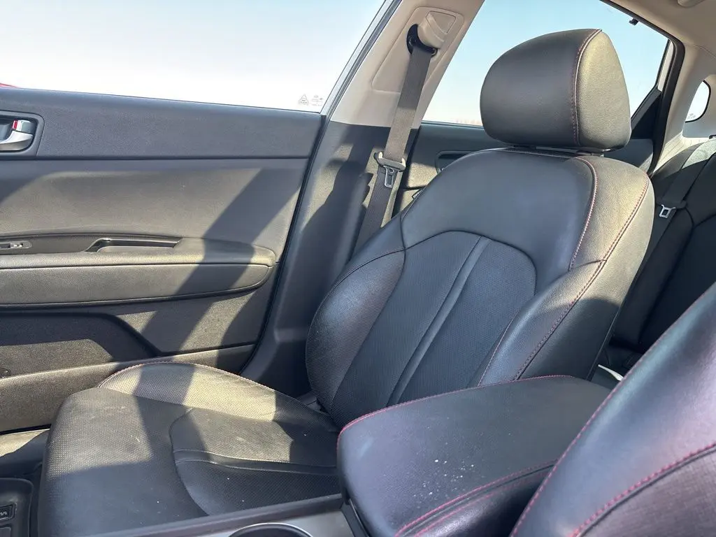 2017 Kia Optima SX Turbo photo 26
