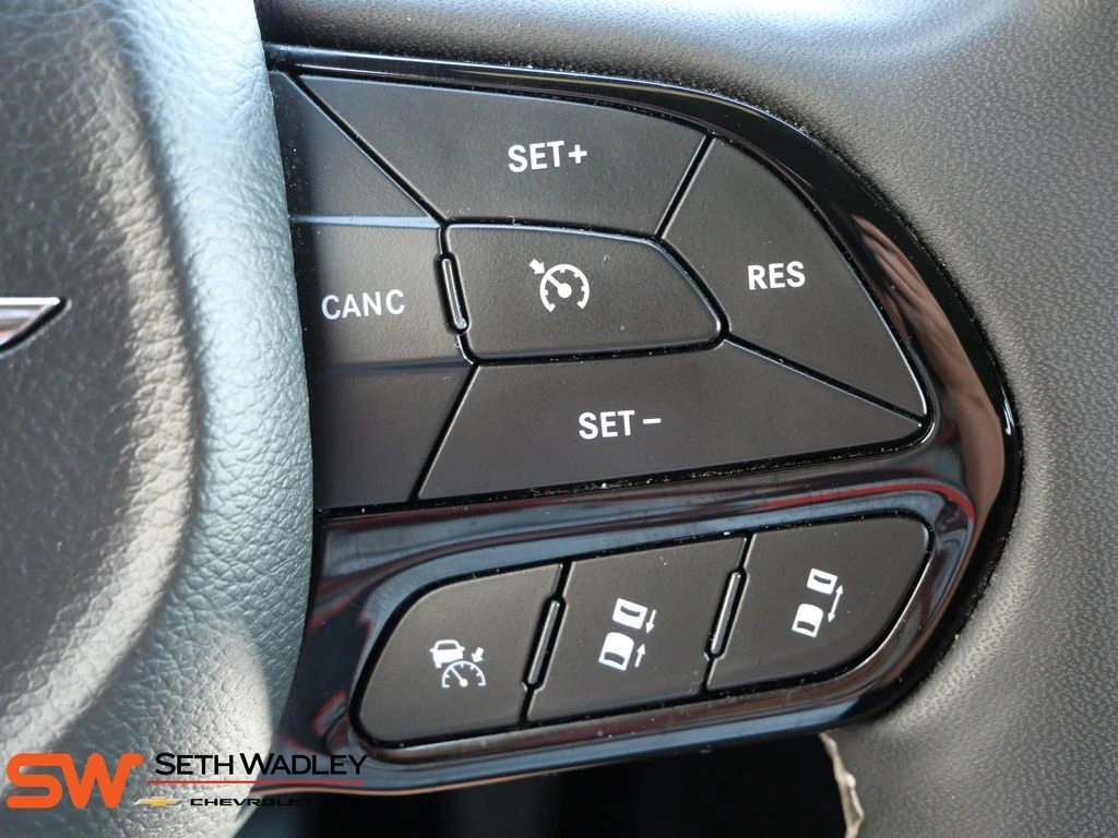 2023 Chrysler Pacifica Touring - Photo 26