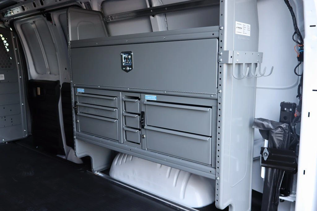 2025 Chevrolet Express Cargo Work Van - Photo 28