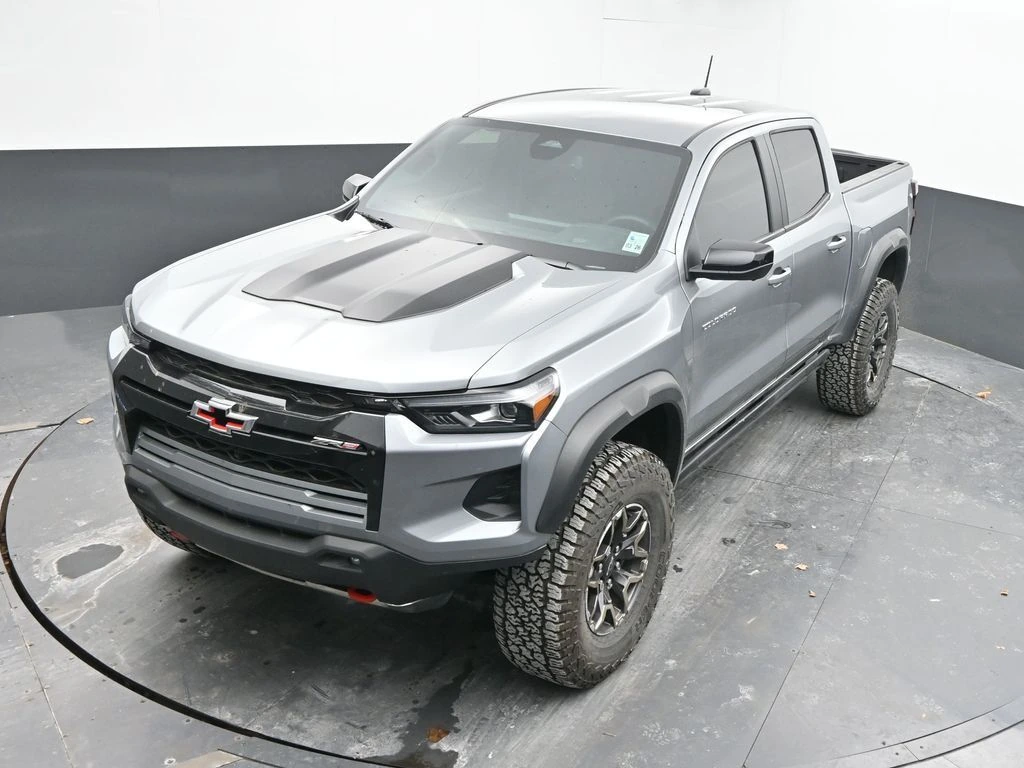2024 Chevrolet Colorado ZR2 - Photo 35