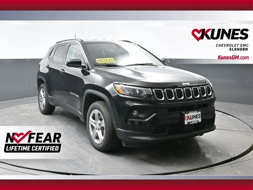 2024 Jeep Compass Latitude's photo