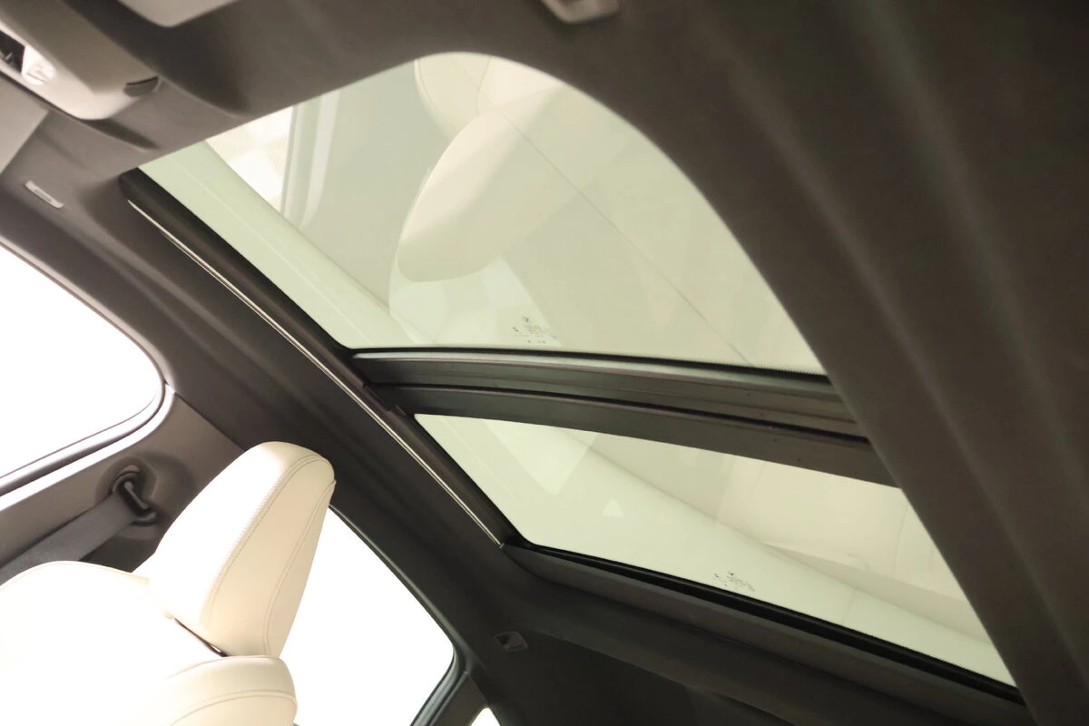 2026 BMW 2 Series 228 - Photo 15