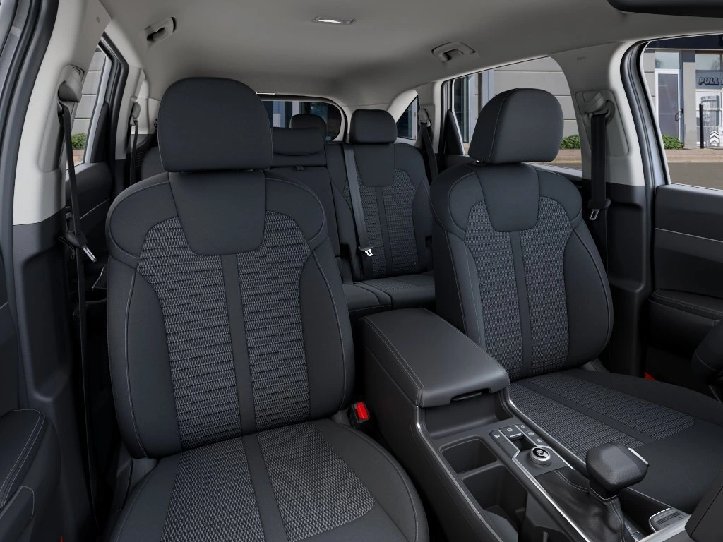 2026 Kia Sorento LX - Photo 18