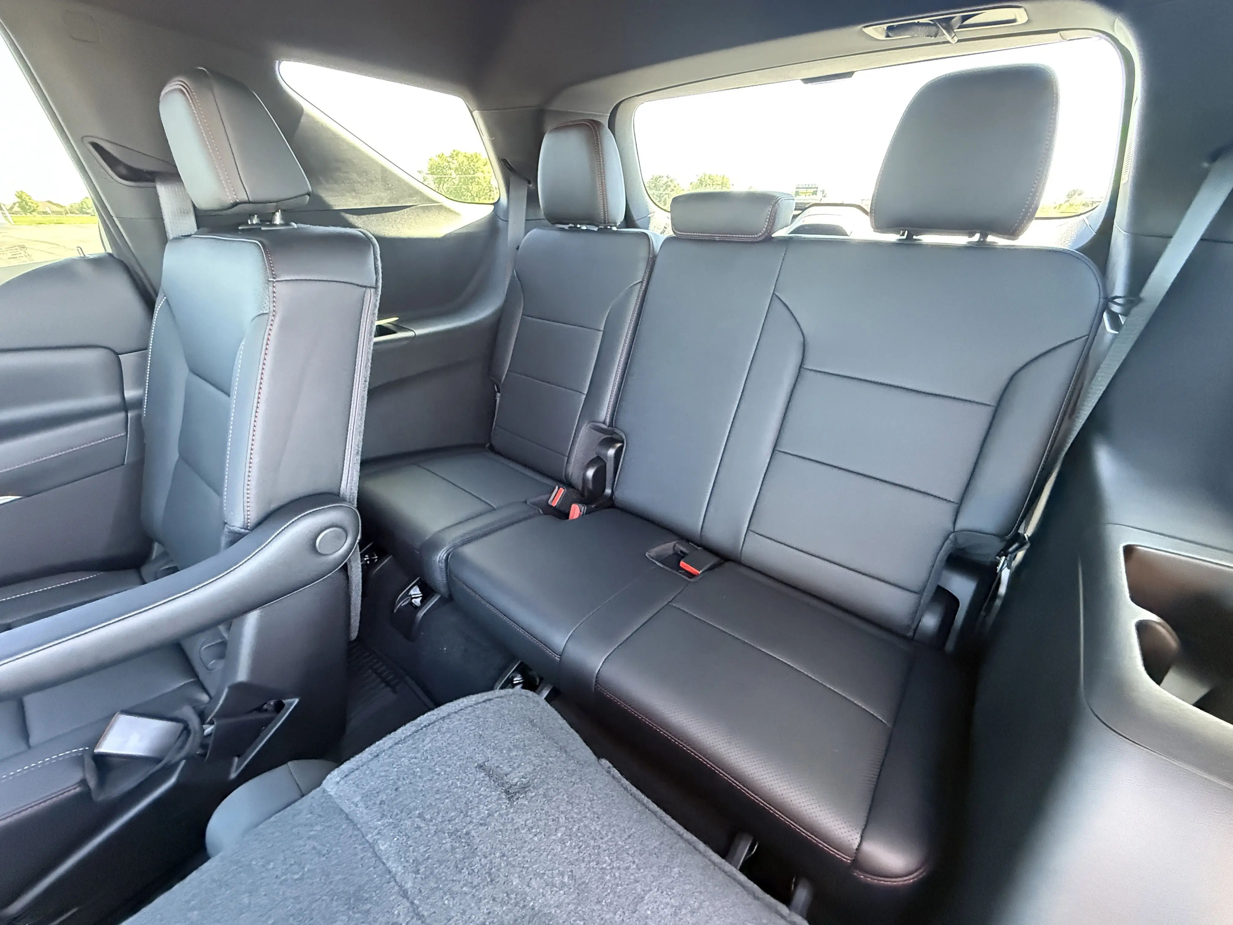 2026 Chevrolet Traverse Z71 photo 14