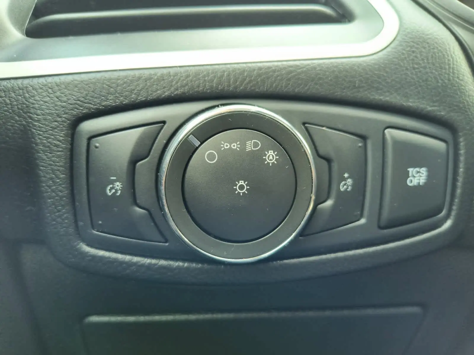 2022 Ford Edge SE photo 23