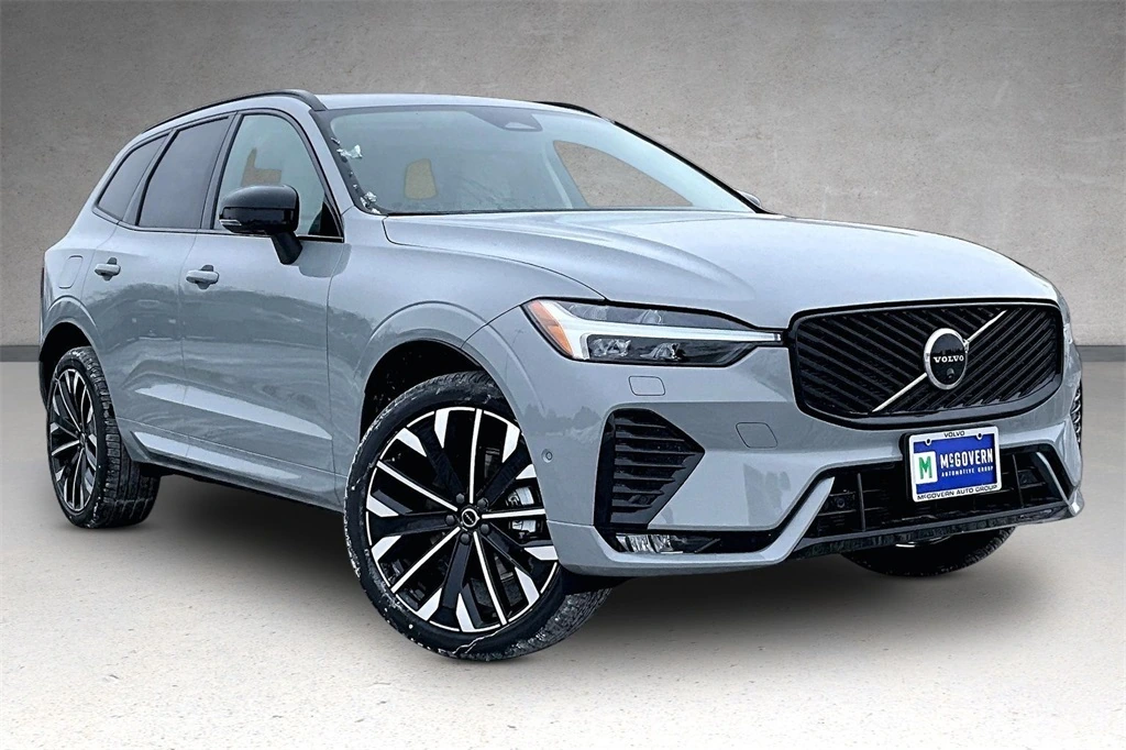 2026 Volvo - image 2