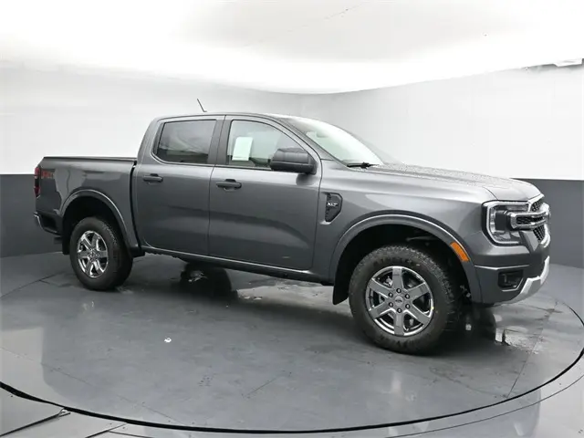 2025 Ford Ranger XLT FX4 photo 2