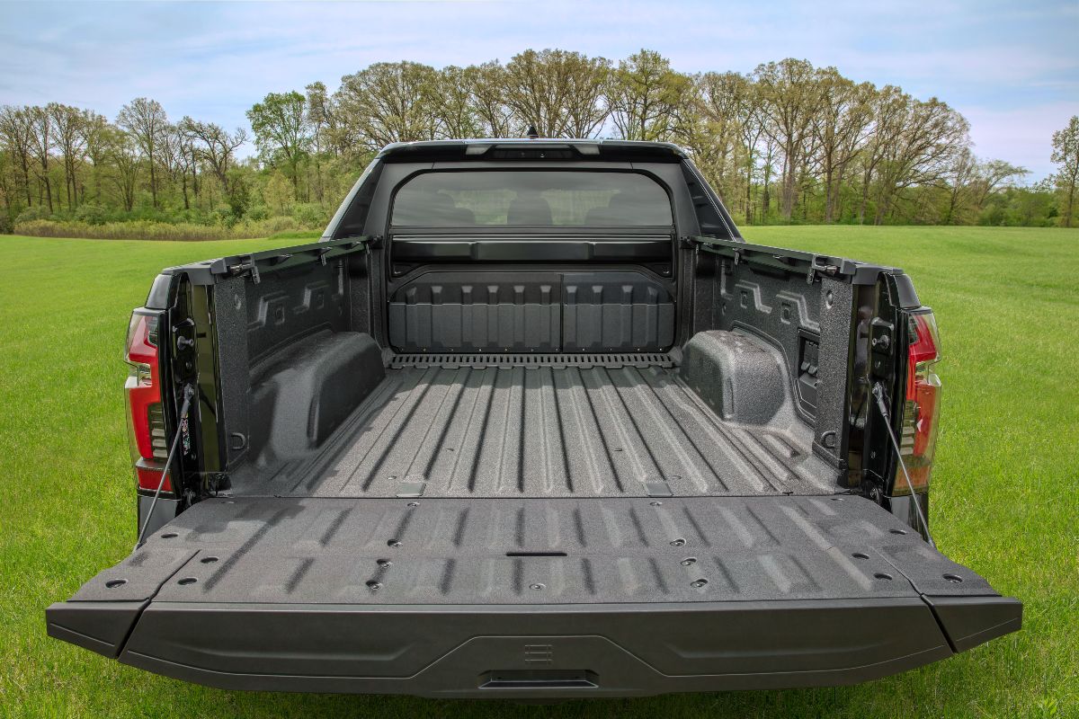 2024 Chevy Silverado EV Exterior Truck Bed Open Tailgate