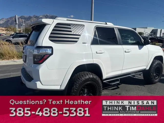 2015 Toyota 4Runner Base photo 4