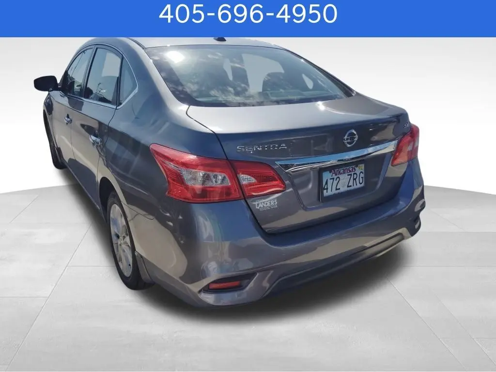 2018 Nissan Sentra SV photo 3