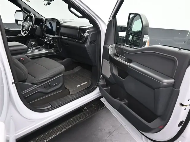 2021 Ford F-150 XLT FX4 photo 10
