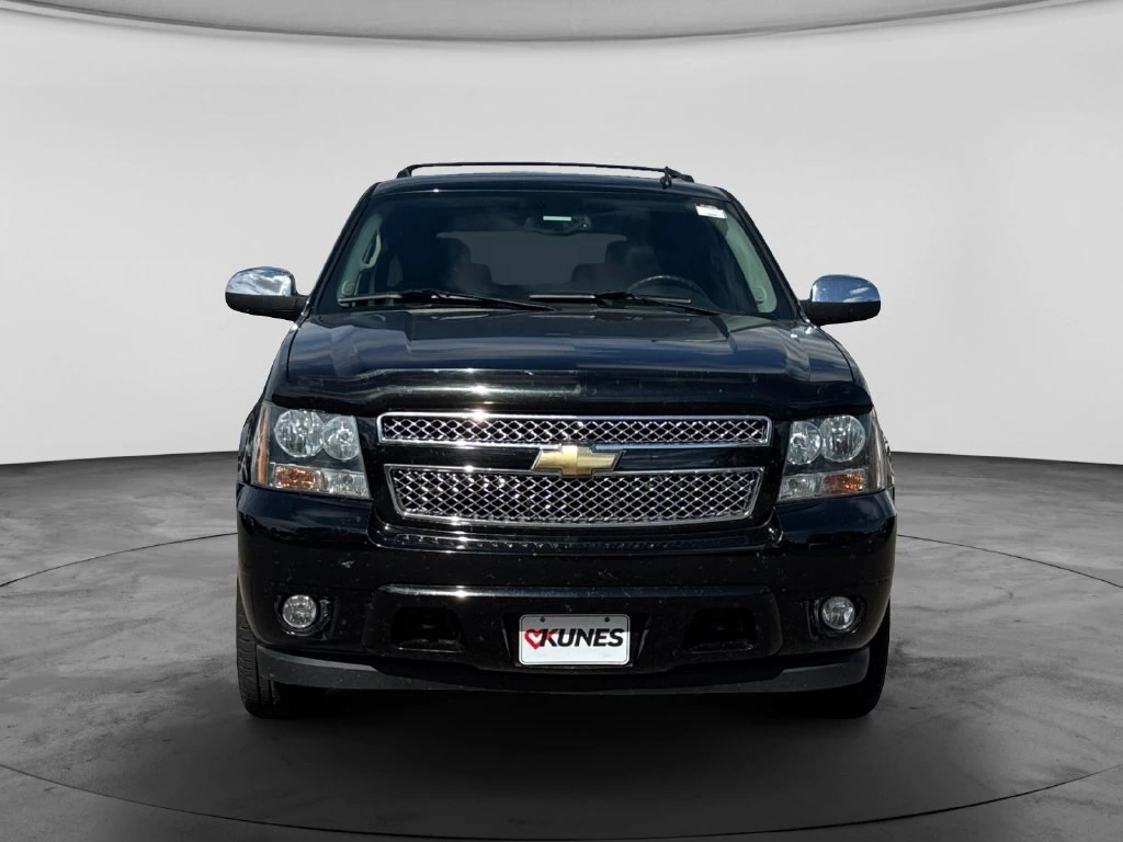 Used 2009 Chevrolet Tahoe LTZ with VIN 1GNFK33019R281842 for sale in Hastings, Minnesota