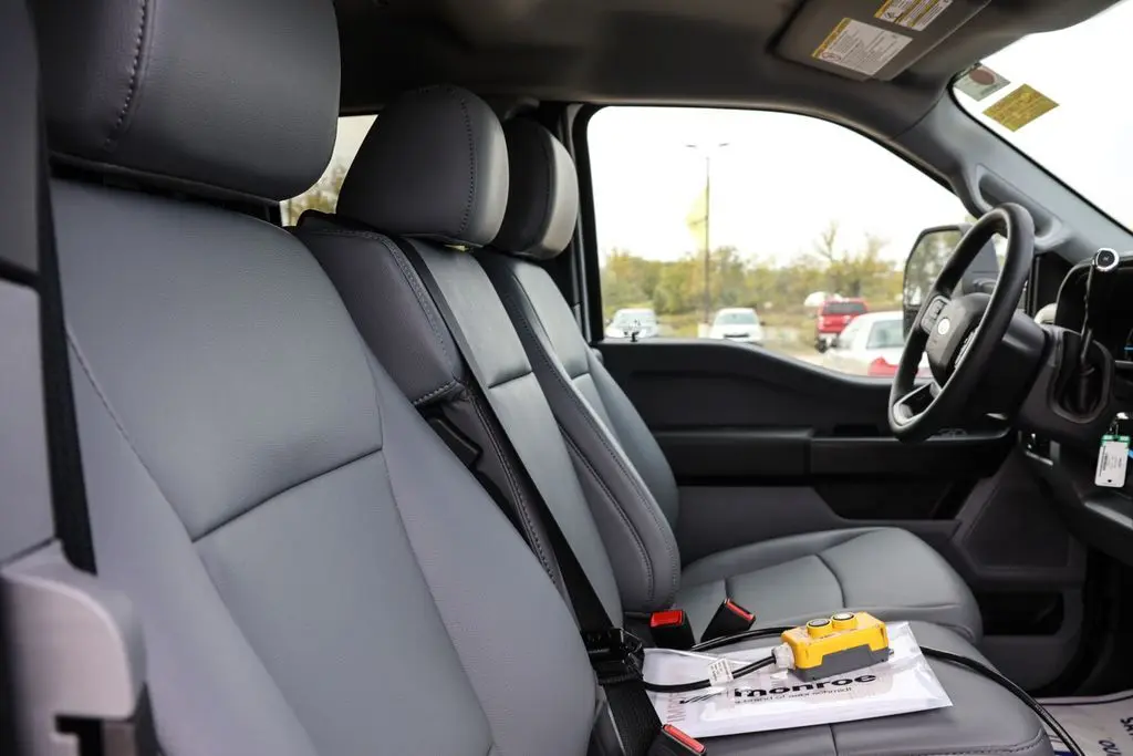 2025 Ford F-450 XL photo 10