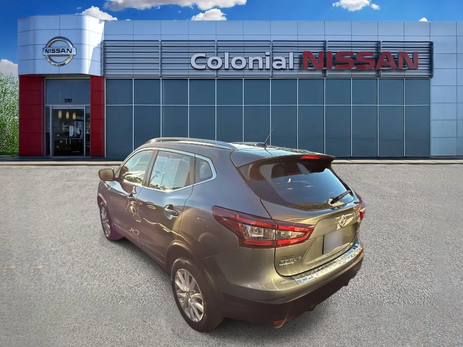 2022 Nissan Rogue Sport SV photo 2