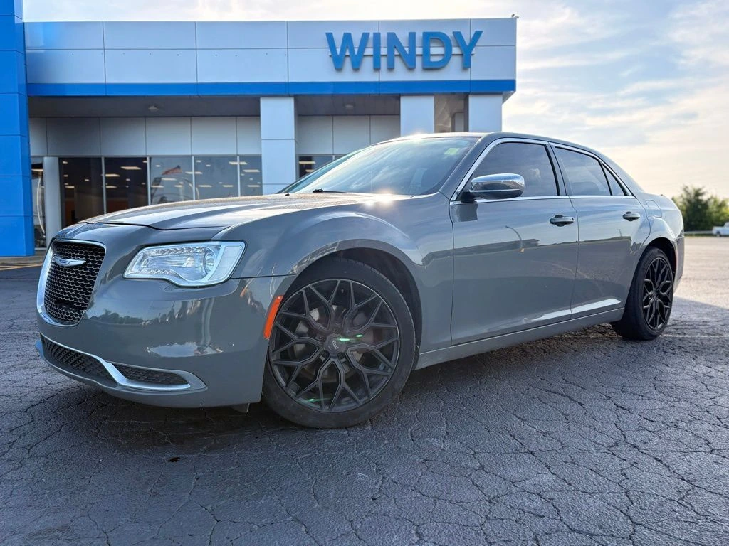 2019 Chrysler 300 Touring