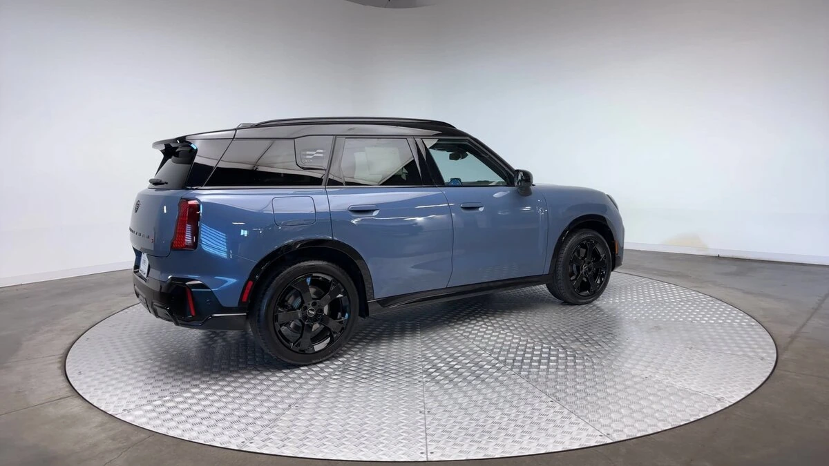 2026 MINI Countryman S - Photo 8